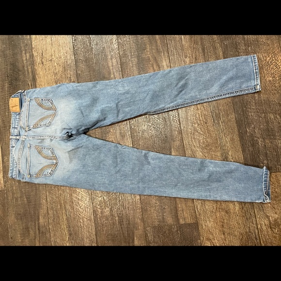 hollister jeans - Picture 4 of 4